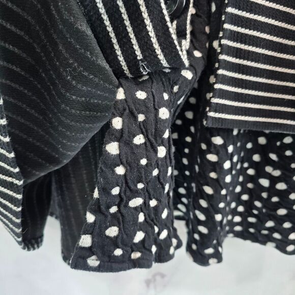 Vintage Coatigan Womens Large Black White Dot Artsy Sweater Cardigan Button Long - Picture 9 of 14